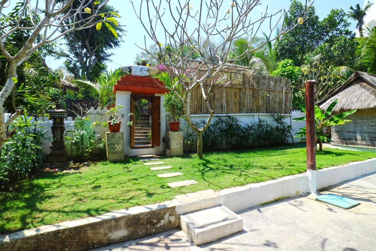 Sunjaya Kubu Guesthouse Nusa Lembongan  Exterior photo