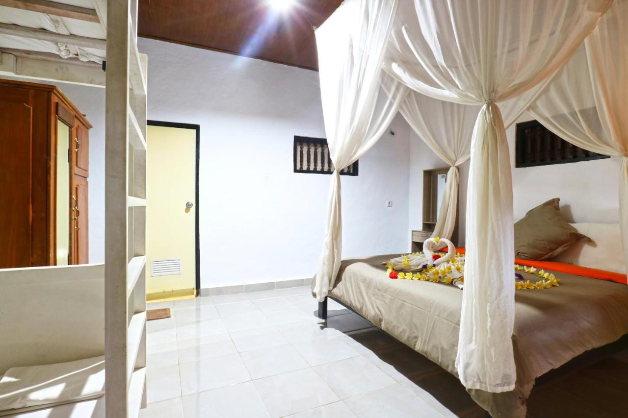 Sunjaya Kubu Guesthouse Nusa Lembongan  Exterior photo