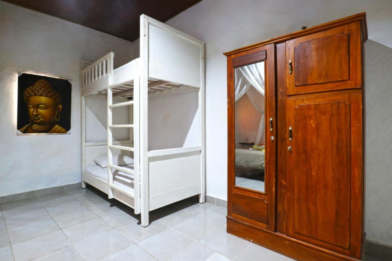 Sunjaya Kubu Guesthouse Nusa Lembongan  Exterior photo