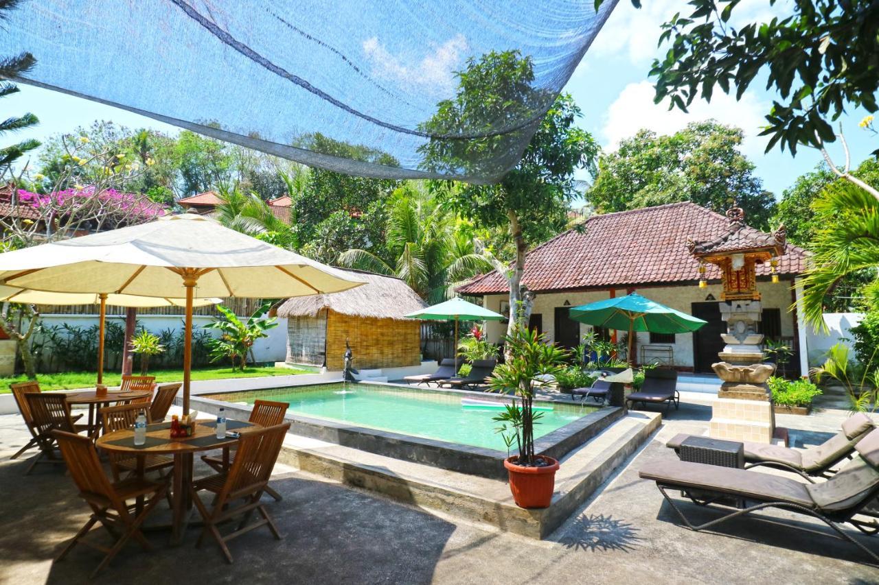 Sunjaya Kubu Guesthouse Nusa Lembongan  Exterior photo